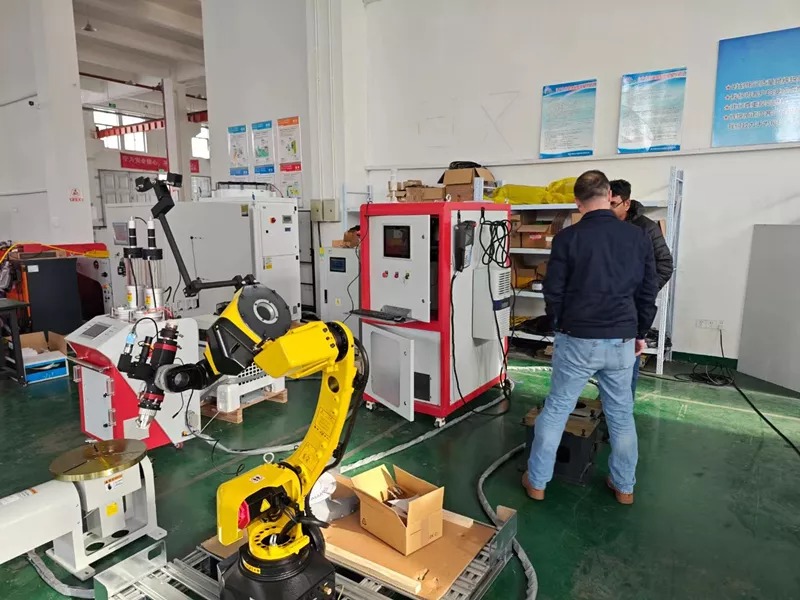 Fiber Laser Cladding Machine Fiber Laser Cladding Machine